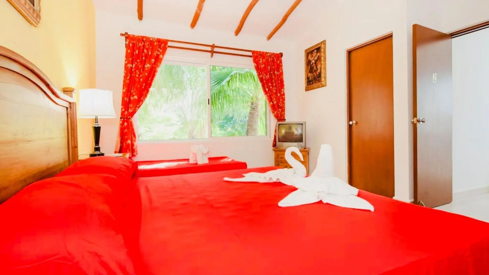 Gorgeous 22 People Villa With Pool Playacar Phase 2 Playa del Carmen