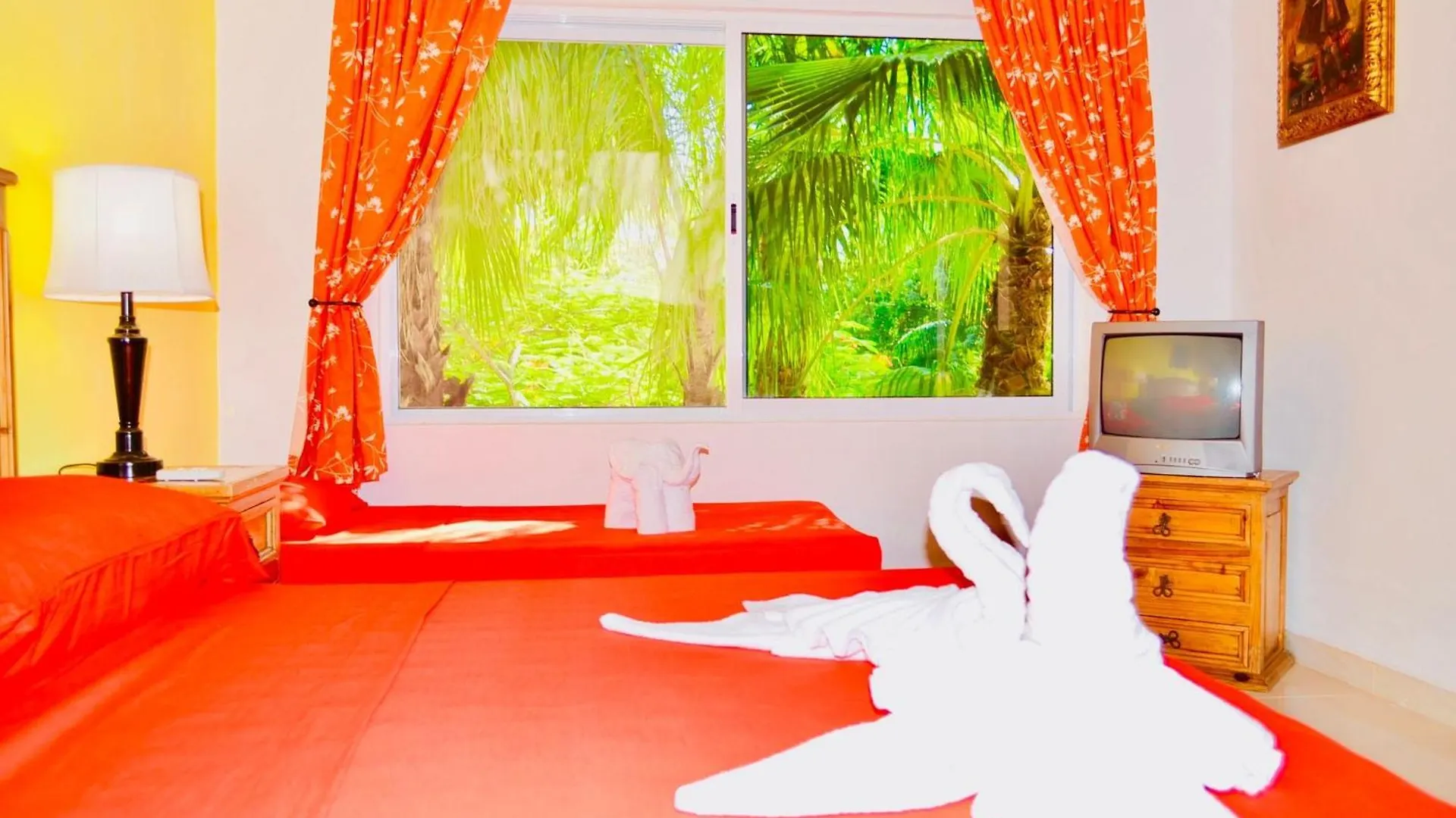 Gorgeous 22 People Villa With Pool Playacar Phase 2 Playa del Carmen