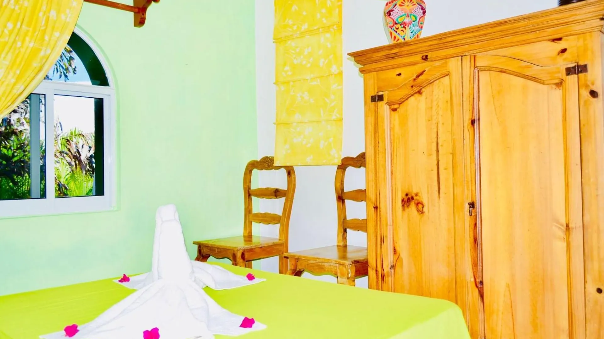Gorgeous 22 People Villa With Pool Playacar Phase 2 Playa del Carmen