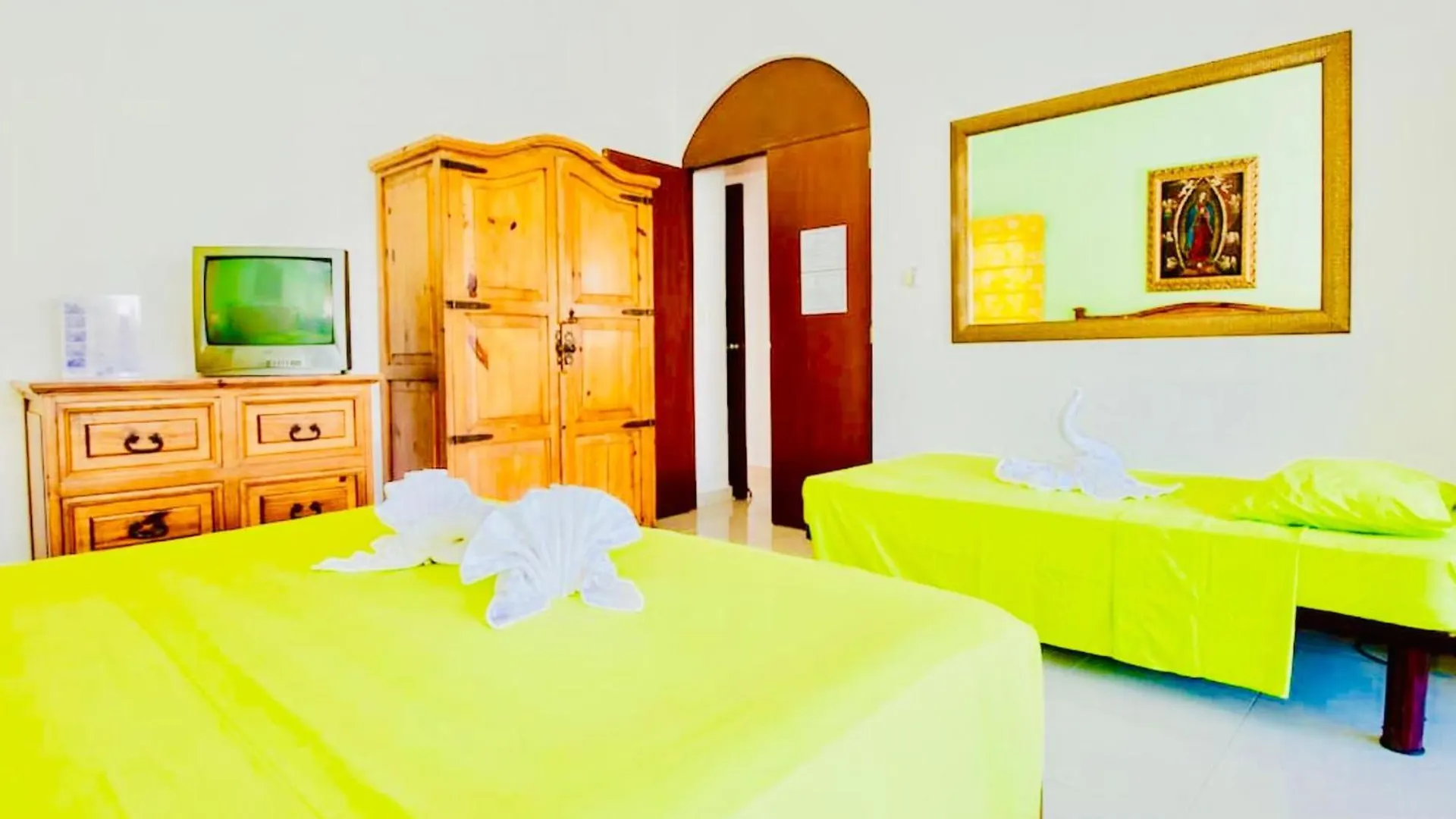 Gorgeous 22 People Villa With Pool Playacar Phase 2 Playa del Carmen